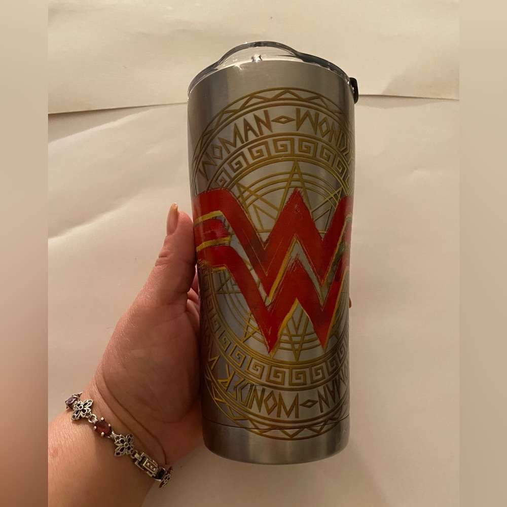 Wonder Woman metal cup